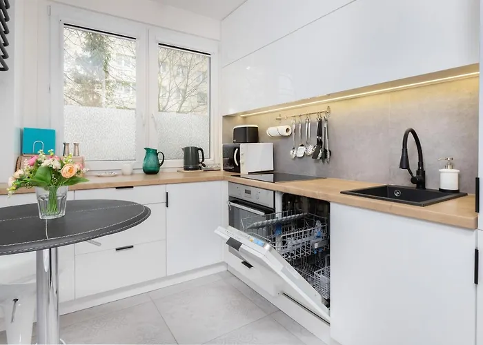 Seaside Redlowo By Renters